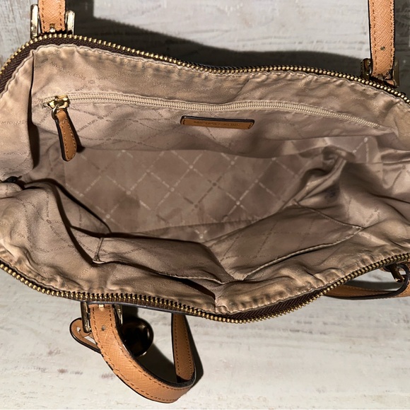 Michael Kors Brown Signature Tote Set - Picture 4 of 16